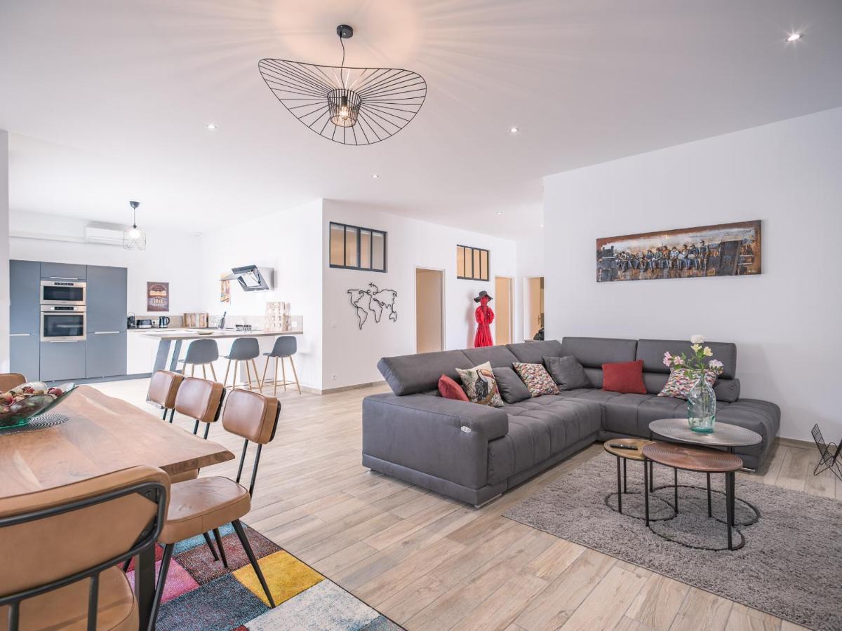 شقة Loft Courtalon - Haut Standing - Patio - Parking Prives تروي المظهر الخارجي الصورة